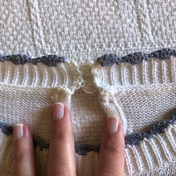 VTG 80s Floral Embroidered Knit Sweater XS Cream Cottagecore Romantic Coquette - Picture 9 of 10